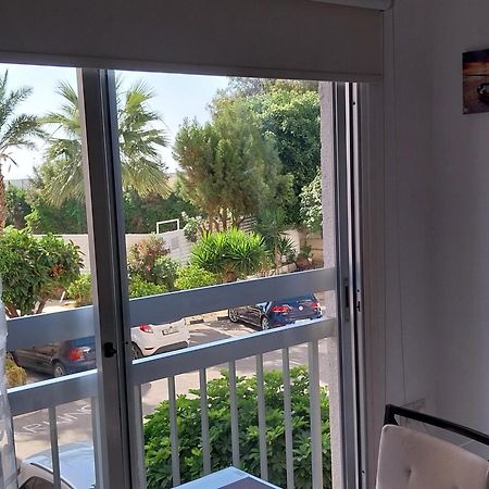 Stelia'S Seagate Studio Apt. Larnaca Exteriér fotografie